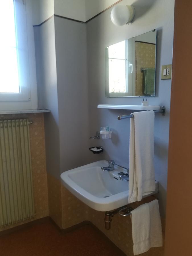 Hotel Roen Ruffre-Mendola Экстерьер фото